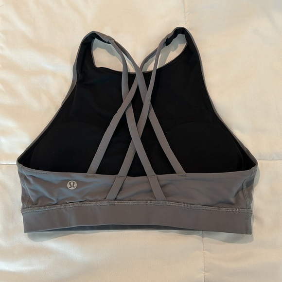 Lululemon High Neck Energy Bra size 6 - Picture 2 of 3